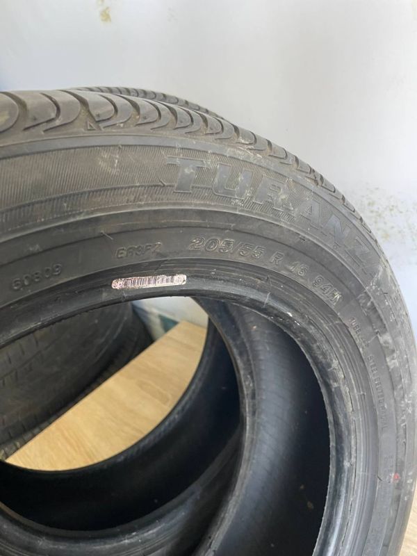 Шини пара Bridgestone 205/55 r16 літо Гума