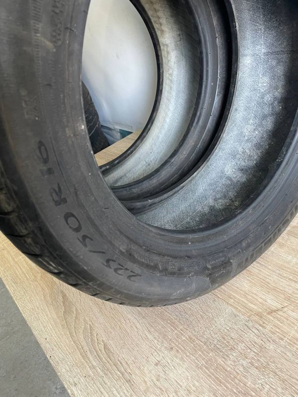Шини пара Michelin 225/50 r16 літо Гума