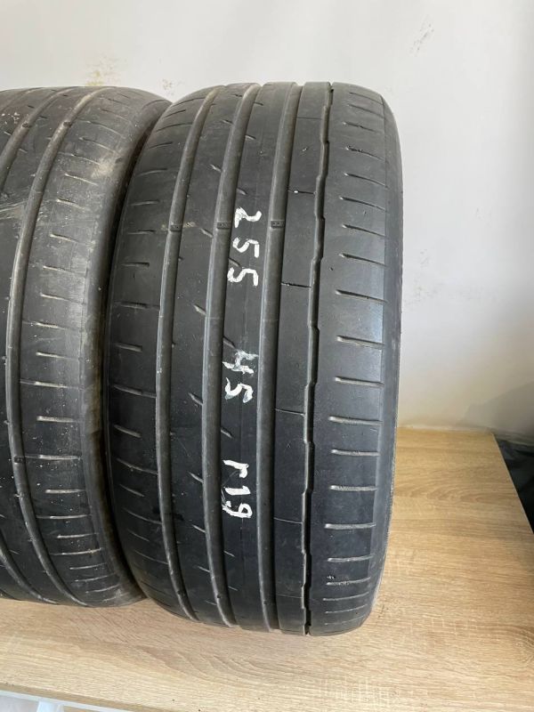 Шини пара Hankook 255/45 r19 літо Гума
