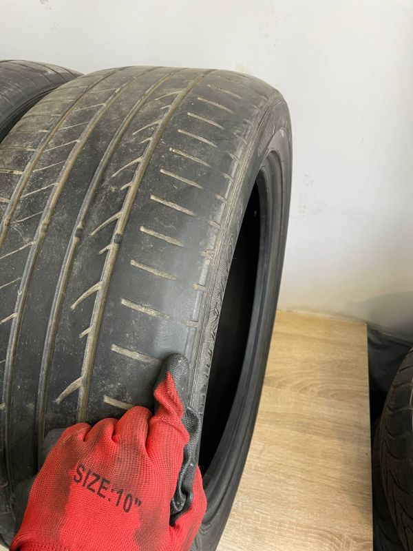 Шини пара Dunlop 245/50 r18 літо Гума