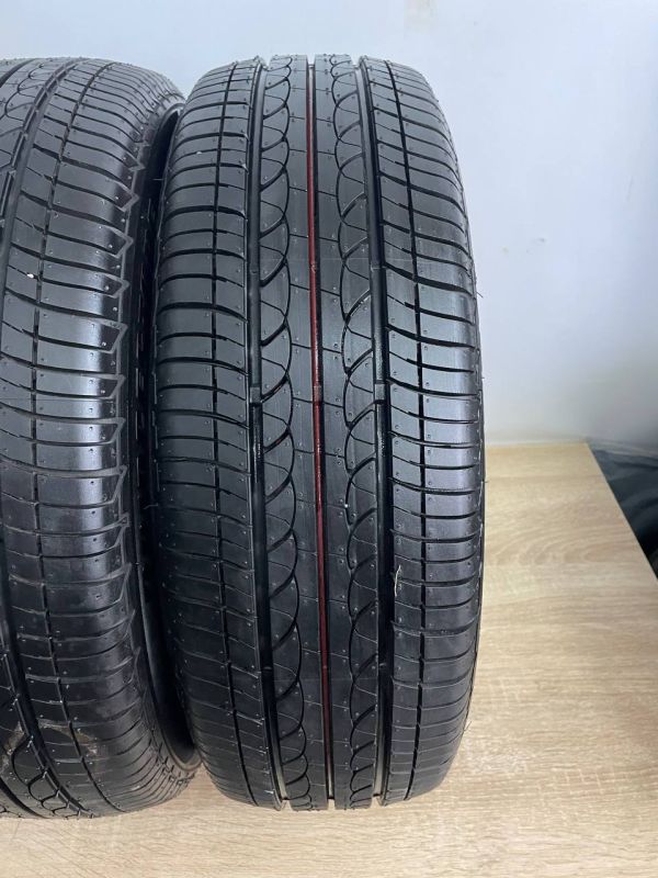 Шини пара Bridgestone 175/65 r15 літо Гума