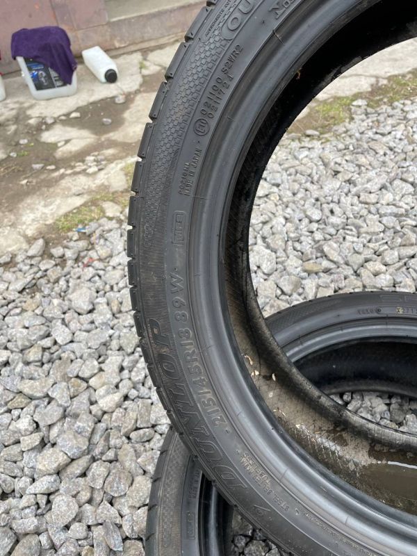 Шини пара Dunlop 215/45 r18  літо Гума