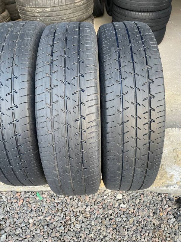 Комплект пара Barum 185/75 r16c літо Гума