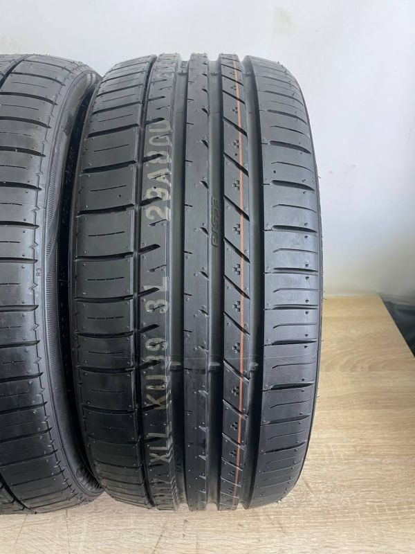 Шини пара Kumho 205/40 r17 літо Гума