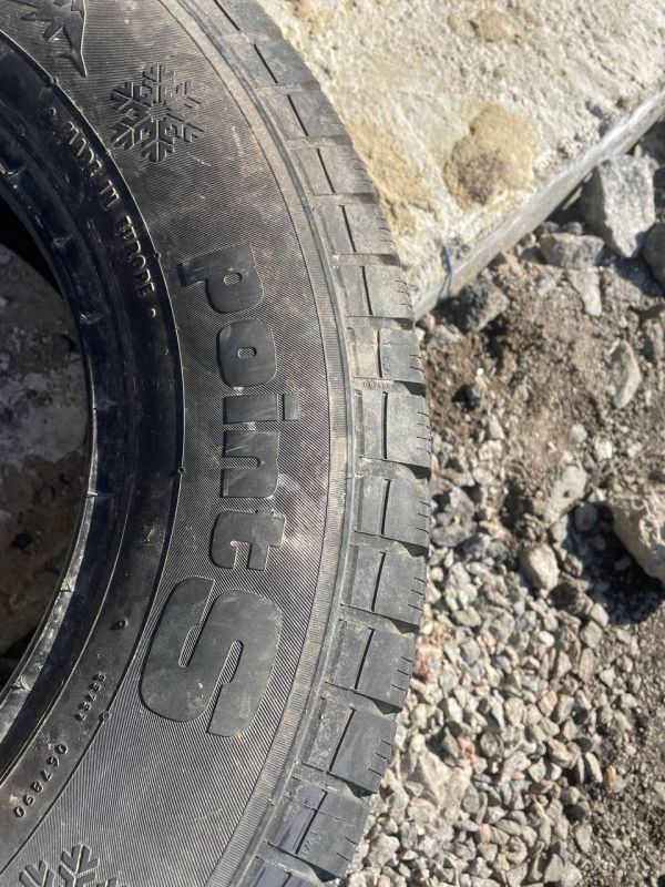 Шини пара 225/70 r15c Гума