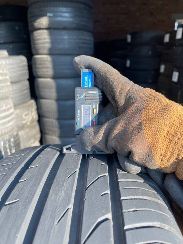 Шини комплект Continental 215/55 r18 літо Гума