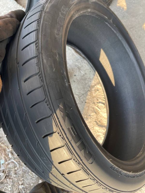 Шини пара Nexen 225/40 r18 літо Гума