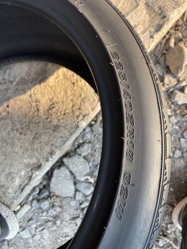 Шини пара Nexen 225/40 r18 літо Гума