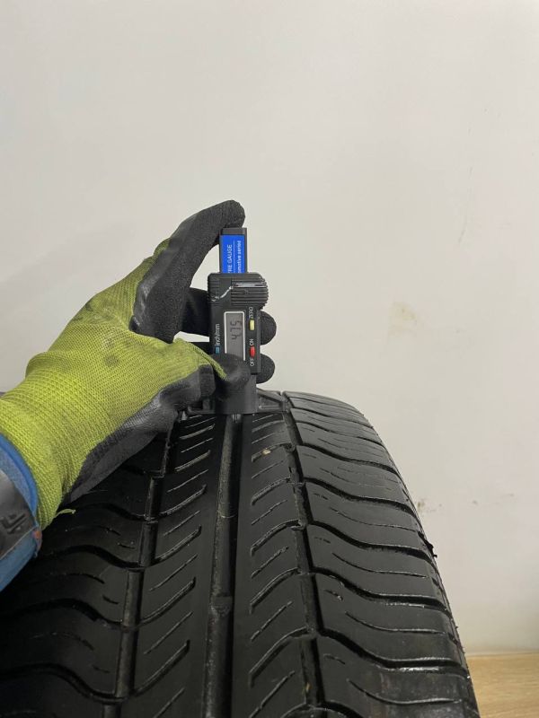 Шини пара Pirelli 205/65 r15 літо Гума