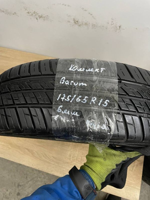 Шини комплект Barum 175/65 r15 літо Гума