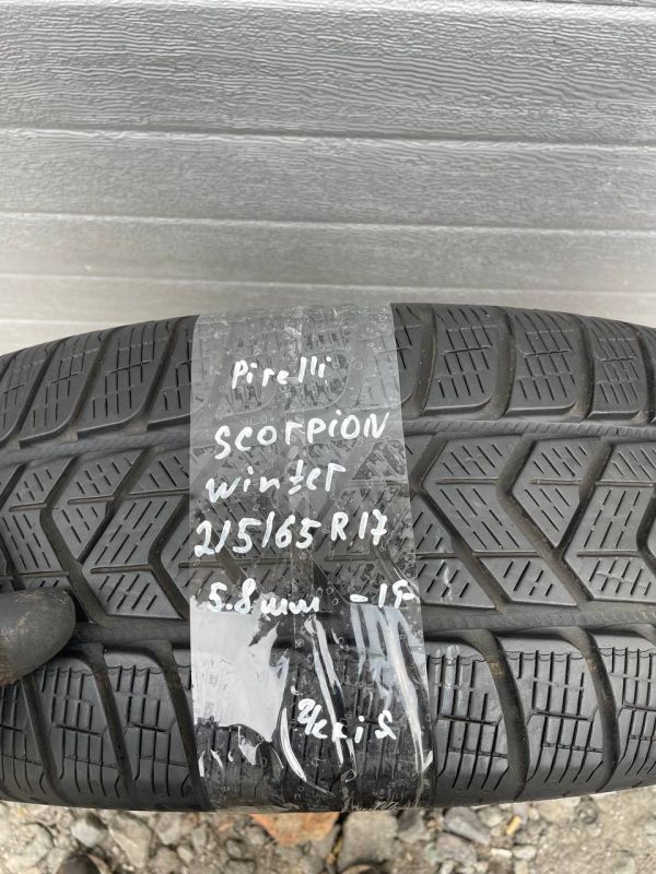 Шина розпаровка Pirelli scorpion 215/65 r17