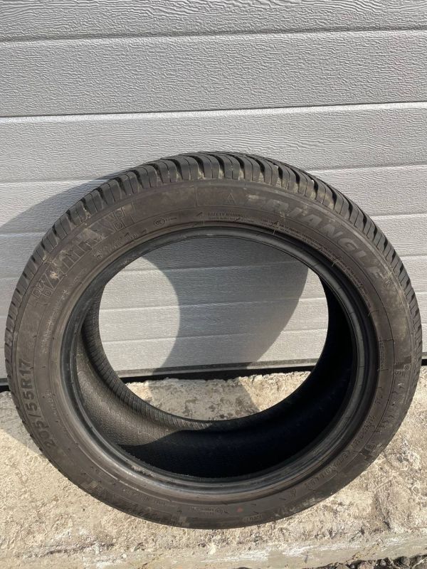 Шина розпаровка triangle 205/55 r17 season x