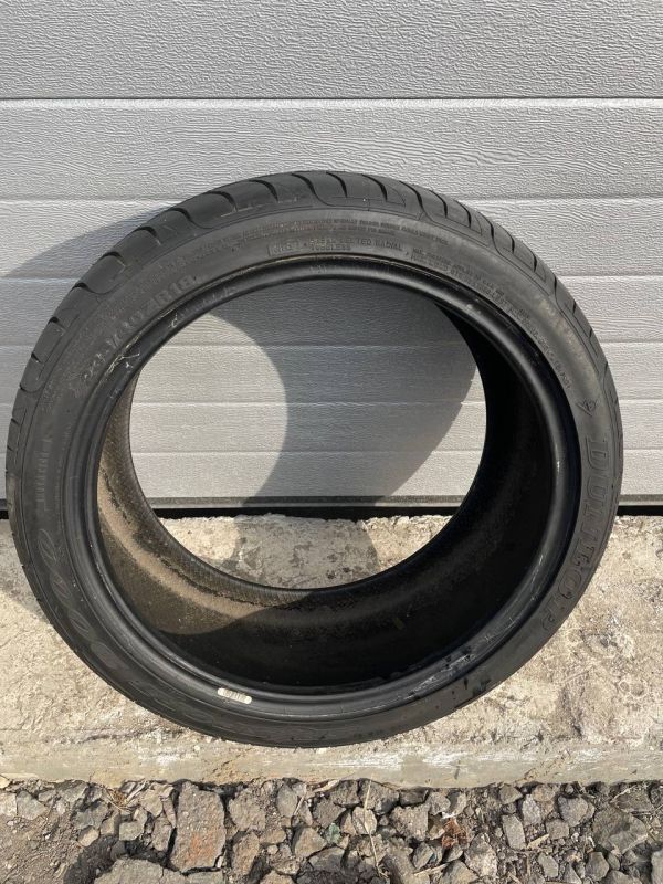 Шина розпаровка Dunlop sp sport 9000 235/40 r18