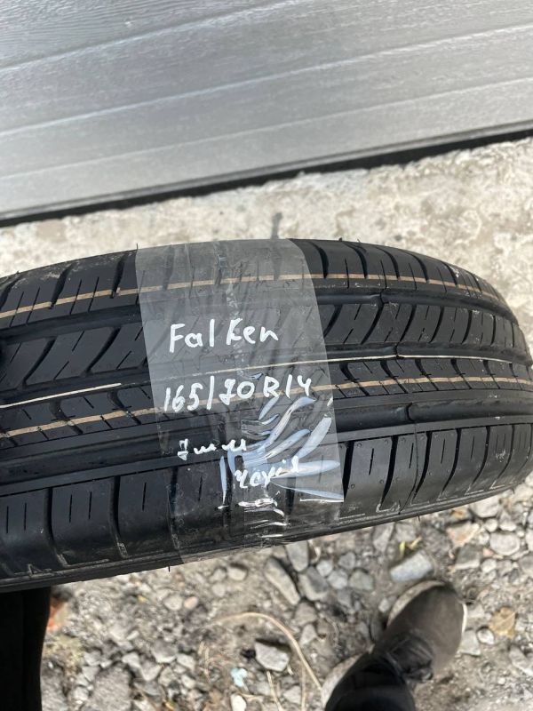 Шина одіночка Falken 165/70 r14