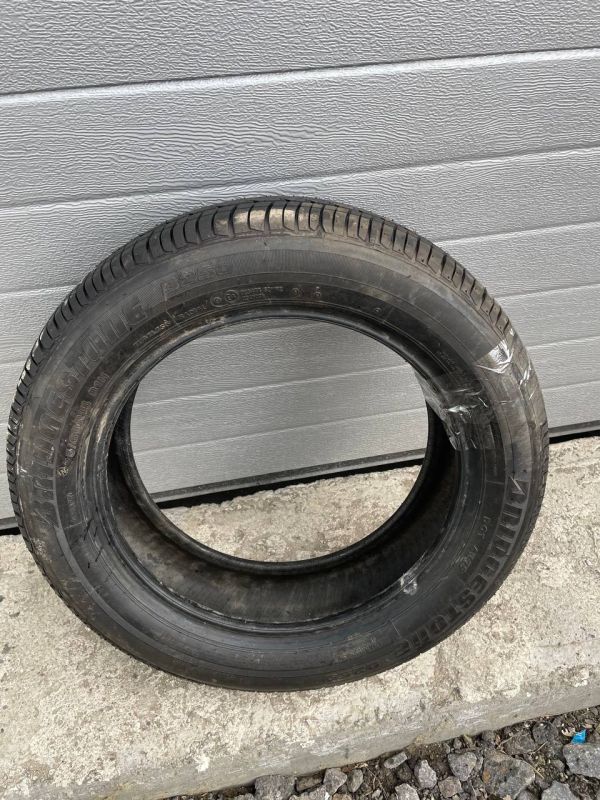 Шина розпаровка Bridgestone 175/60 r15 гума