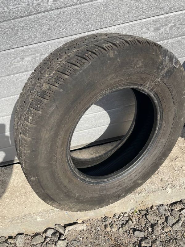 Шина розпаровка або пара 225/70 r15c резина