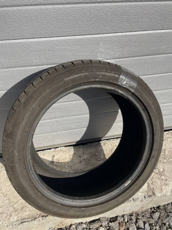 Шина розпаровка Tomket 225/45 r17 резина