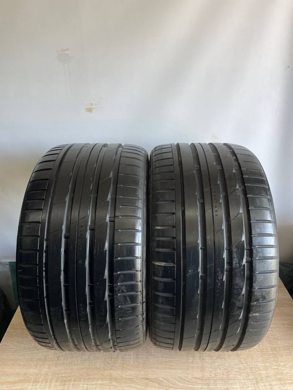 Шини пара Nokian 295/30 r19 літо резина