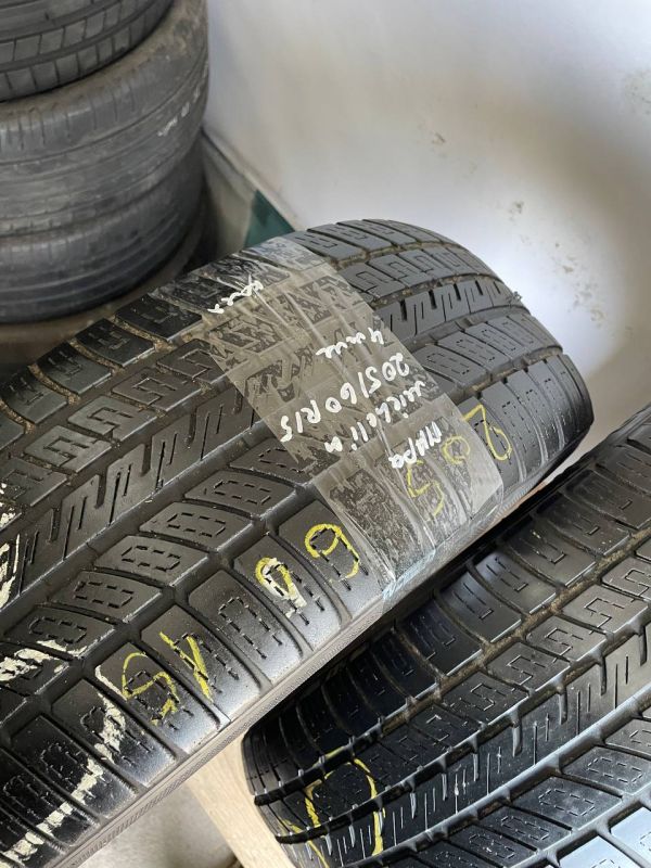 Шини пара Michelin 205/60 r15 літо резина