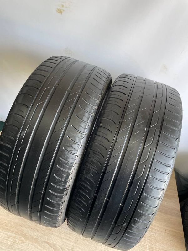 Шини пара Bridgestone 225/45 r17 літо резина