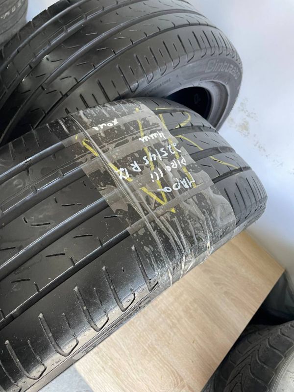 Шини пара Pirelli 225/45 r17 літо Резина
