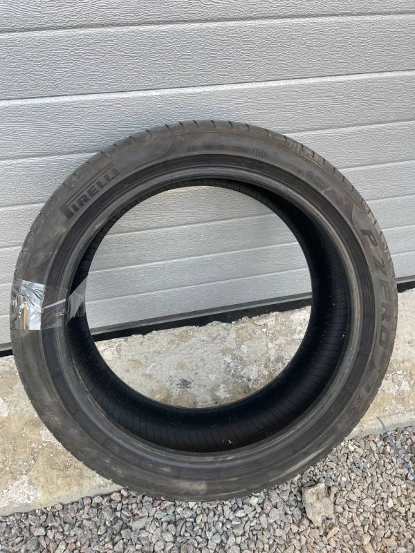 Шина розпаровка Pirelli 245/40 r19 run flat резина