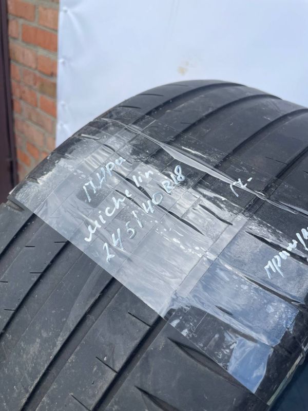 Шини пара Michelin 245/40 r18 літо резина