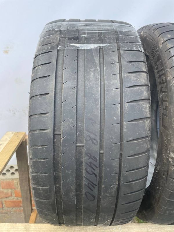 Шини пара Michelin 245/40 r18 літо резина