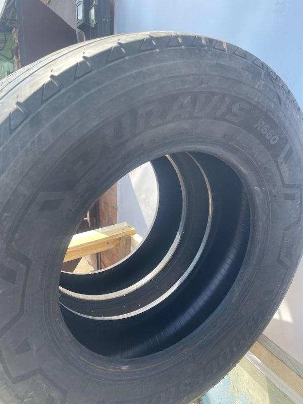 Шини пара Bridgestone 225/75 r16c літо резина