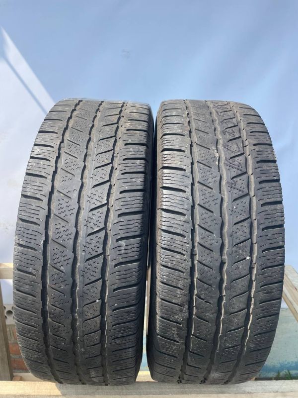 Шини пара Continental 235/65 r16c літо резина