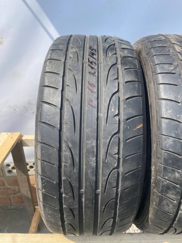 Шини пара Dunlop 215/45 r16 літо резина