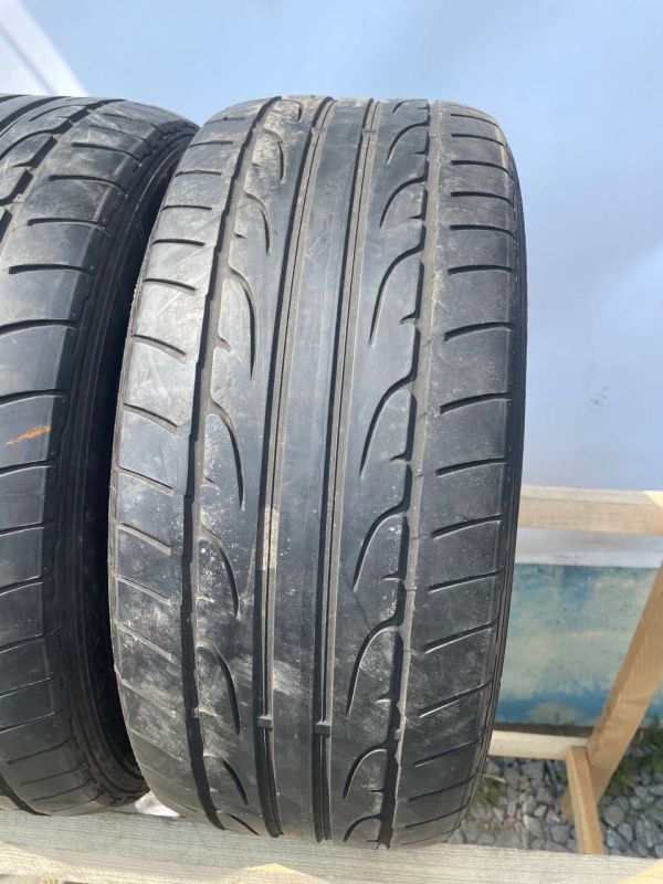Шини пара Dunlop 215/45 r16 літо резина