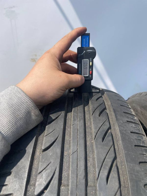 Шини пара 215/45 r16 літо резина