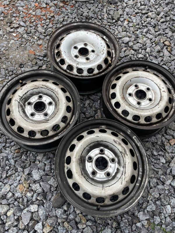 Диски металеві комплект 5х112 r15 Wag Volkswagen caddy
