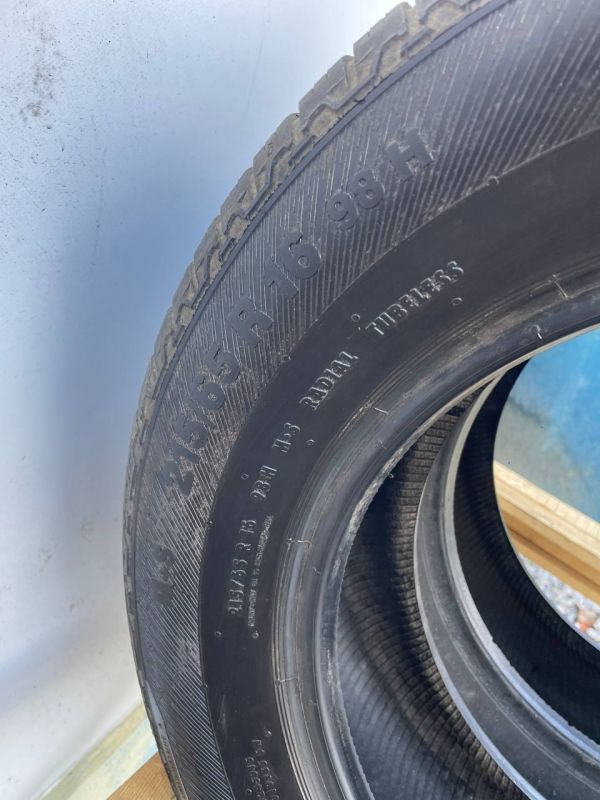 Шини пара Barum 215/65 r16 літо резина