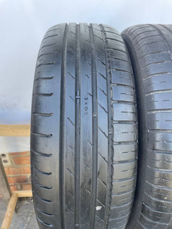 Шини пара Nokian 185/60 r15 літо резина