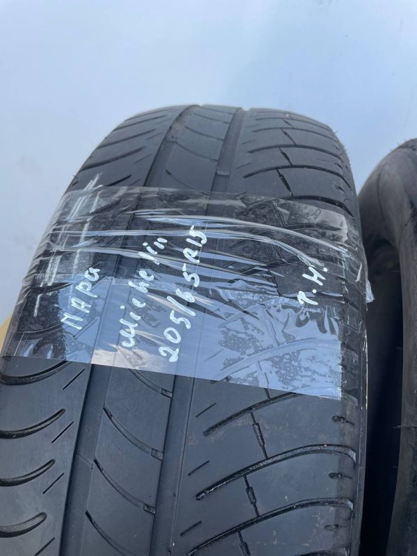 Шини пара Michelin 205/65 r15 літо резина