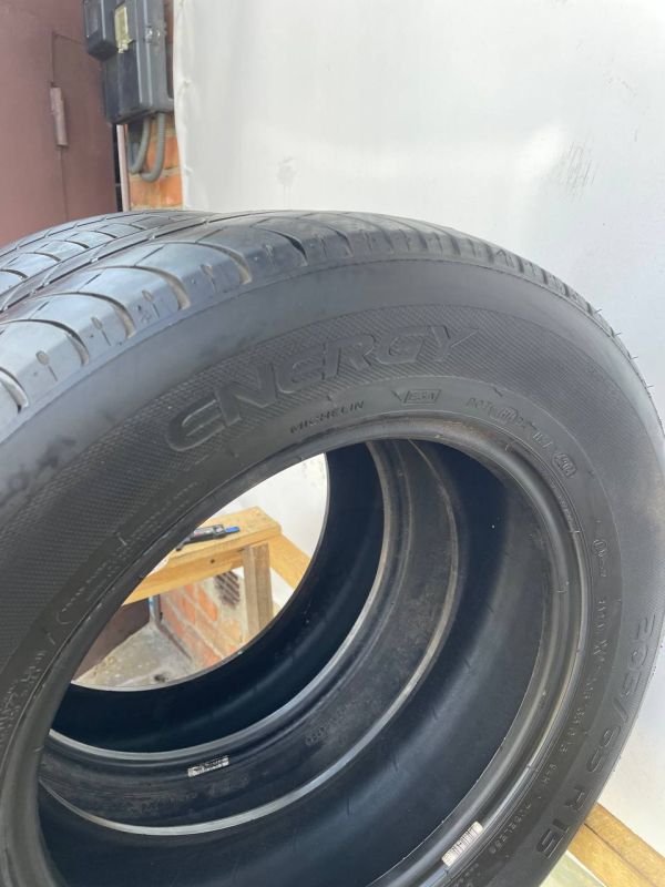 Шини пара Michelin 205/65 r15 літо резина