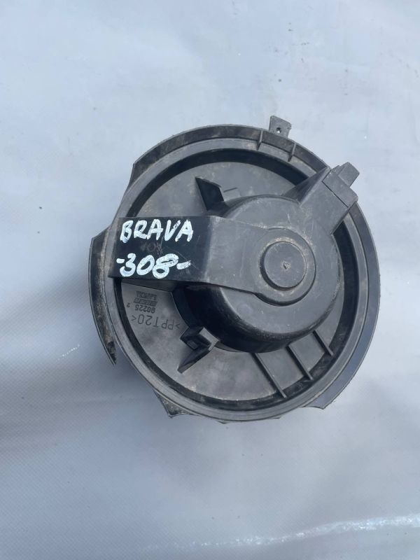 Моторчик-печки мотор вентилятор-печки опалювача Alfa Romeo fiat bravo 3008