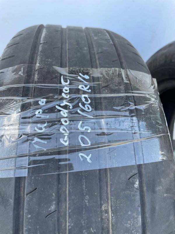 Шини пара Goodyear 205/60 r16 літо резина