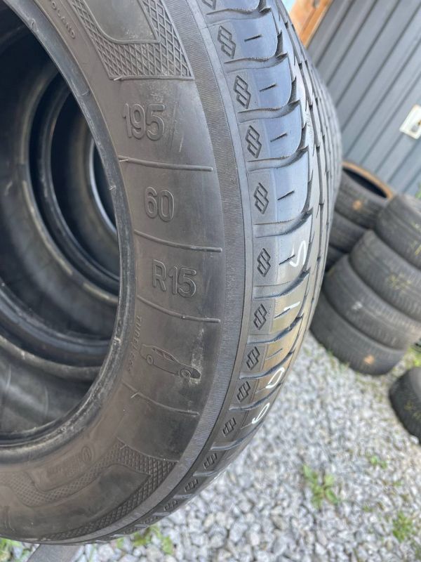 Шини комплект Kleber 195/60 r15 літо резина