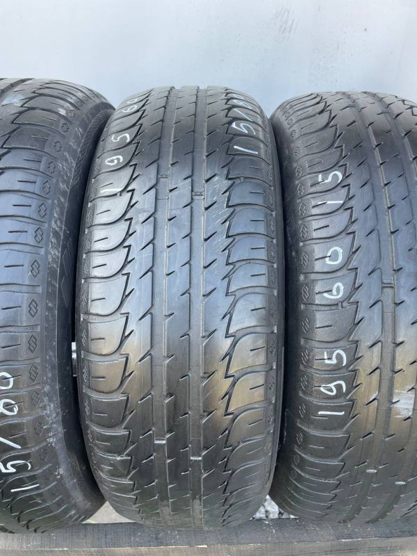 Шини комплект Kleber 195/60 r15 літо резина