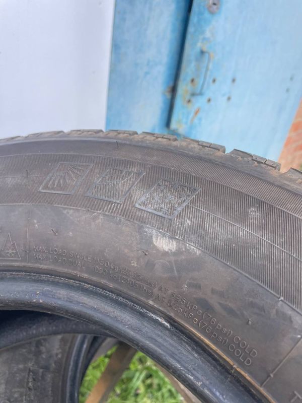 Шини пара maxxis 205/75 r16c всесезон