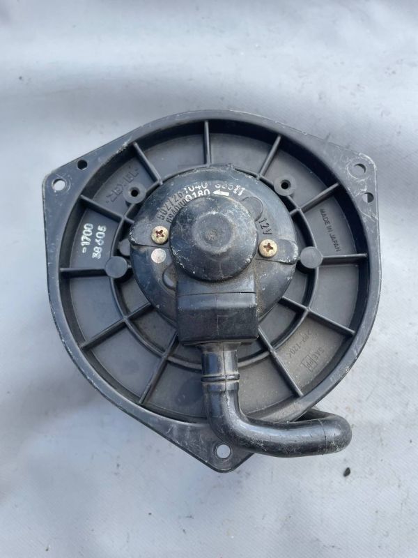 Вентилятор печки, моторчик опалювач пічки Lancer 9