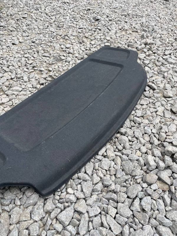 Полиця багажника Toyota Yais Verso