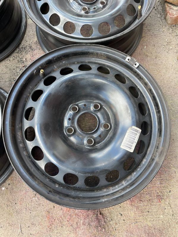 Диски комплект VAG 5x112 r16 et 33 Стан нових