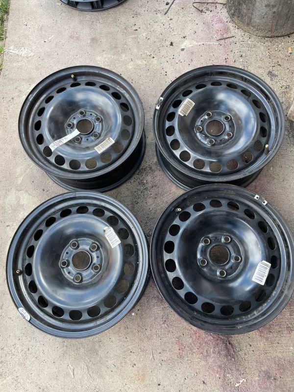 Диски комплект VAG 5x112 r16 et 33 Стан нових
