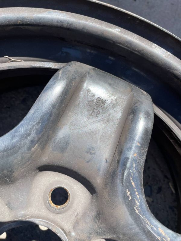 Диски комплект металеві GM 5х110 r15