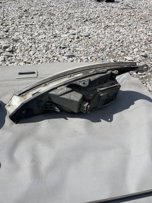 Передні фари Ford Focus I Форд Фокус 1 2001—2004