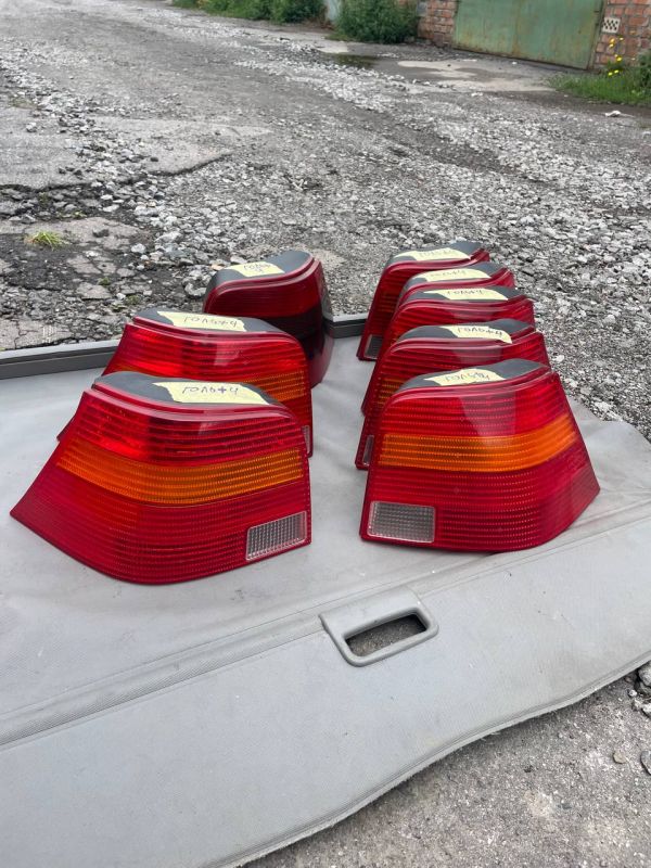 Стопи Фонарі Golf 4 задні ліхтарі гольф 4 ліві праві пари